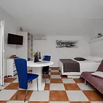 Toni Apartment Drašnice